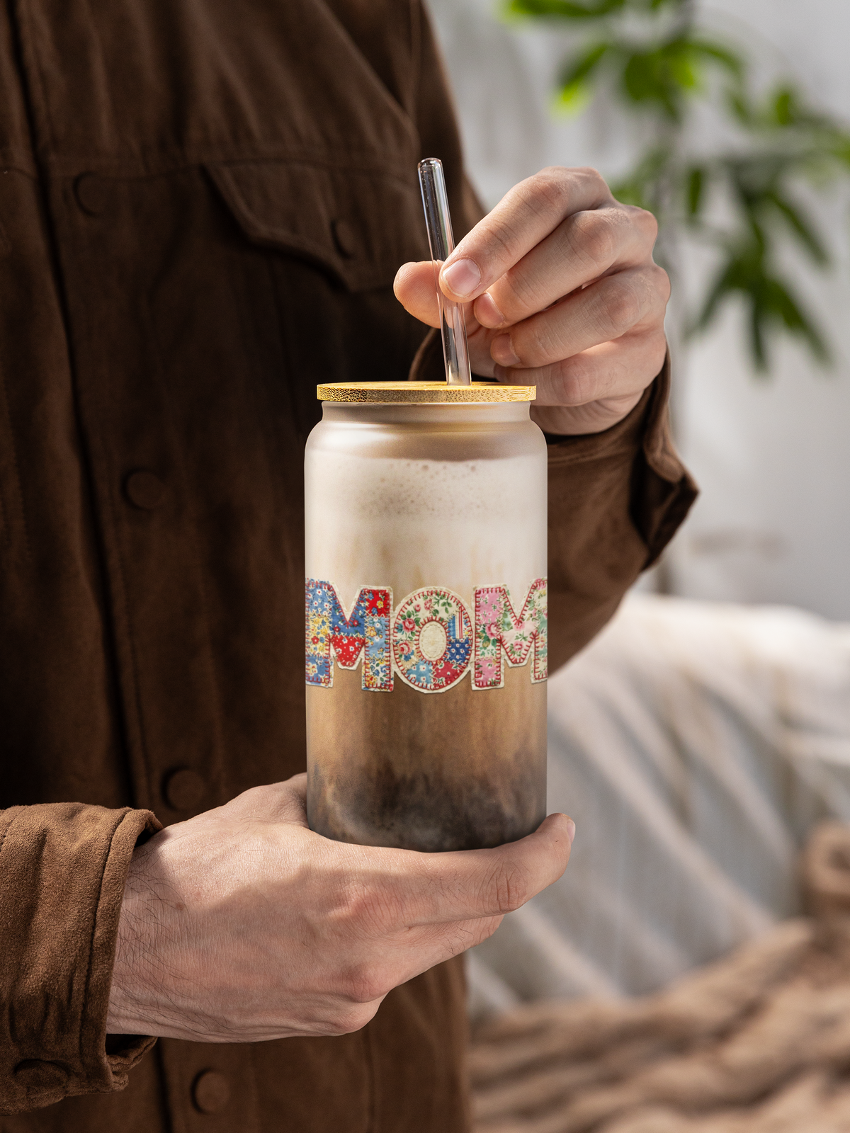 Mom Day Glass Sipper with Bamboo Lid, 16oz mug, Sweet & cozy vibes, gift for Grandma, Present MOM, Unisex Idea